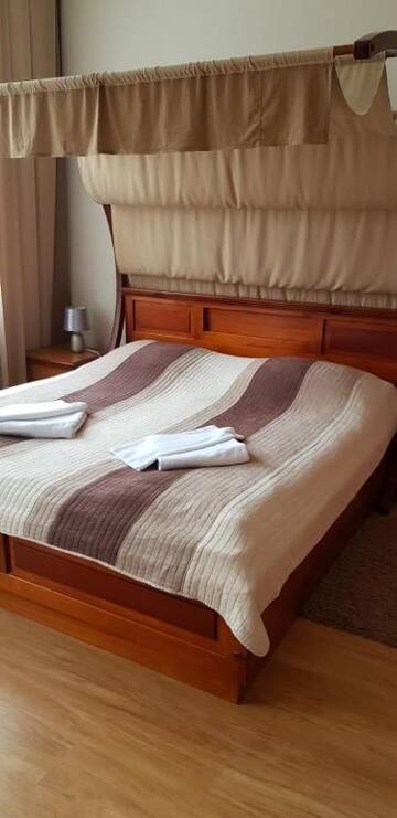 Фото номера Улучшенный двухместный номер с 1 кроватью Отель Hotelik City г. Гнезно 7