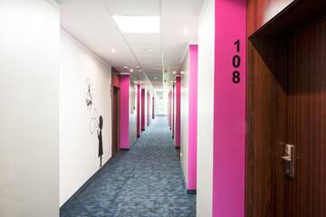 Фото номера Стандартный двухместный номер с 1 кроватью Отель Ibis Styles Gniezno Stare Miasto г. Гнезно 3