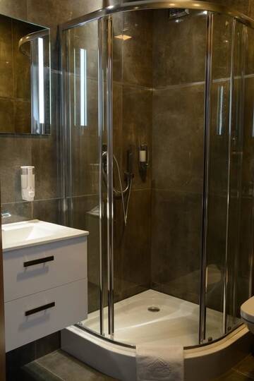 Фото номера Номер с кроватью размера «king-size» Отели типа «постель и завтрак» Villa Vip г. Гнезно 12